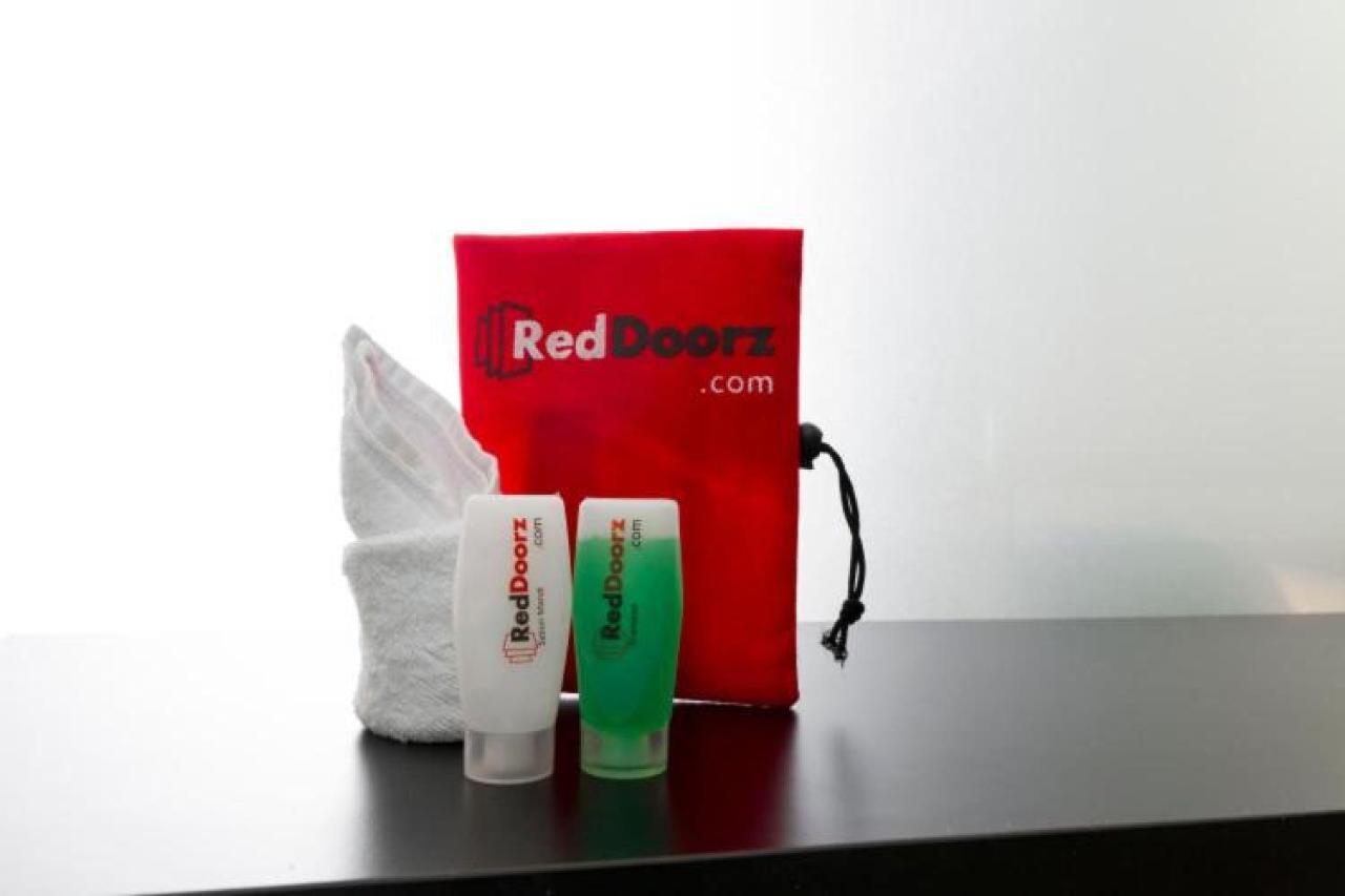 Reddoorz Syariah @ Griya Shanta Malang Bagian luar foto